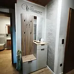Ruhige Einliegerwohnung Mit Terasse
