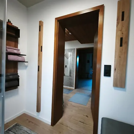 Ruhige Einliegerwohnung Mit Terasse Altenkunstadt