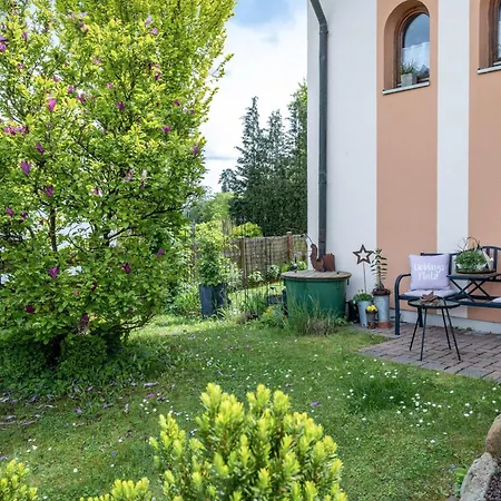 Apartment Ruhige Einliegerwohnung Mit Terasse