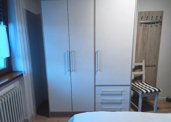 Ruhige Einliegerwohnung Mit Terasse Appartamento *
